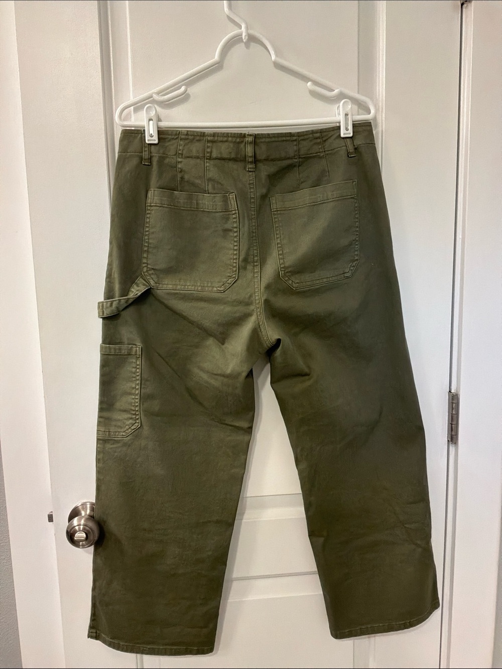 Sanctuary Olive Green Carpenter Crop Pants - Picture 4 of 6